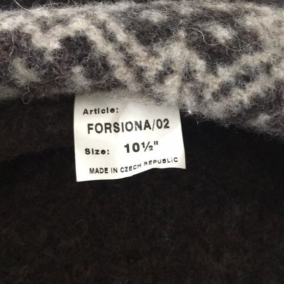 Beret - Picture 4 of 8